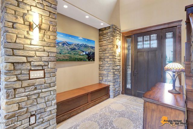 5646 Heritage Heights Drive, Anchorage, AK 99516