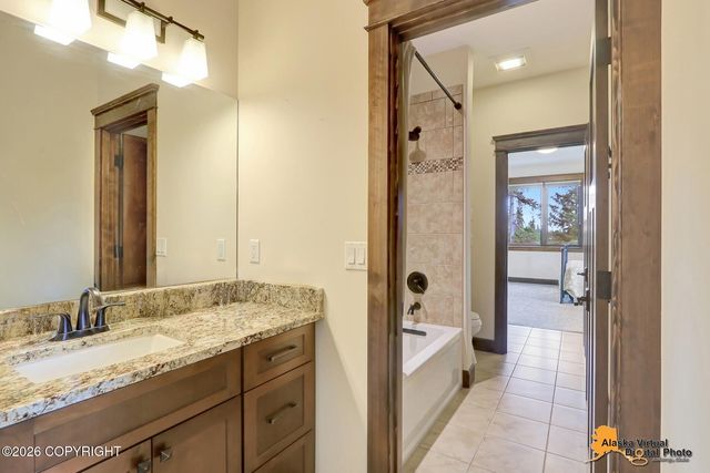 5646 Heritage Heights Drive, Anchorage, AK 99516