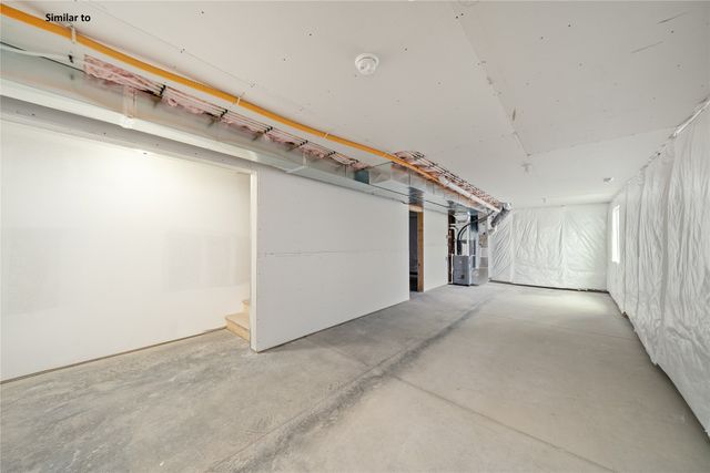 2501 11th Street NE, Bondurant, IA 50035