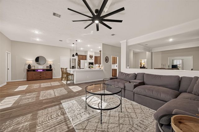 3310 Bastian Road, Dickinson, TX 77539