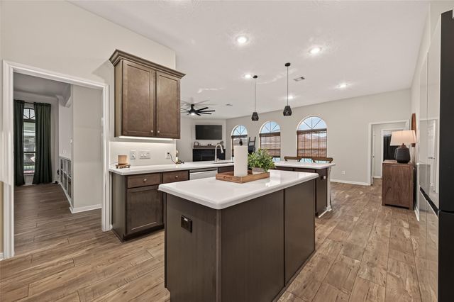 3310 Bastian Road, Dickinson, TX 77539