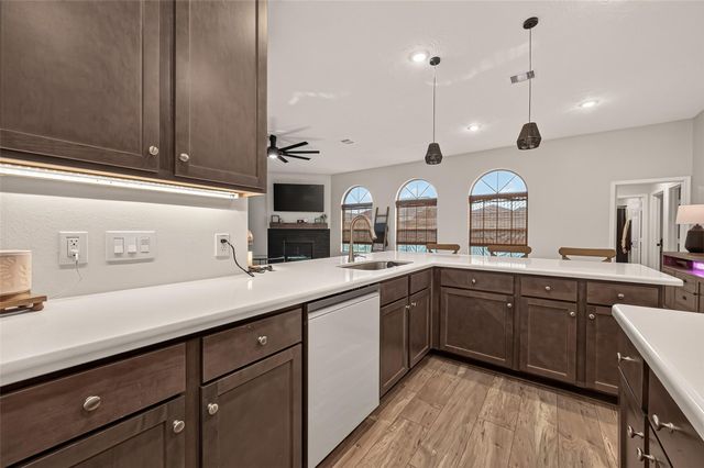 3310 Bastian Road, Dickinson, TX 77539