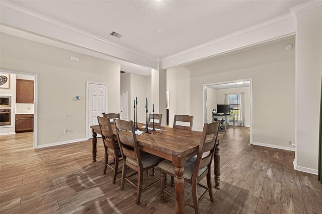 3310 Bastian Road, Dickinson, TX 77539