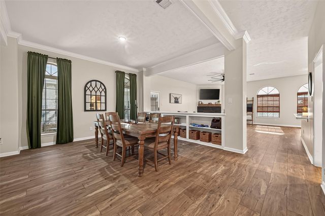 3310 Bastian Road, Dickinson, TX 77539