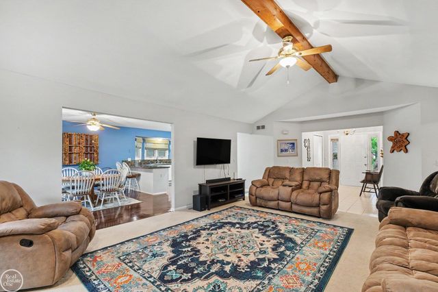19319 Weathervane Drive, Macomb, MI 48044