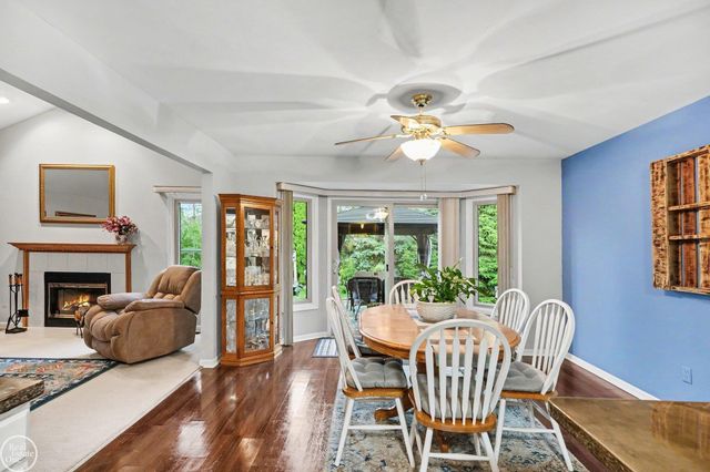 19319 Weathervane Drive, Macomb, MI 48044