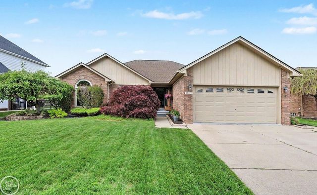 19319 Weathervane Drive, Macomb, MI 48044