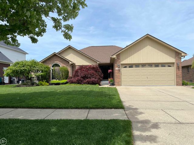 19319 Weathervane Drive, Macomb, MI 48044