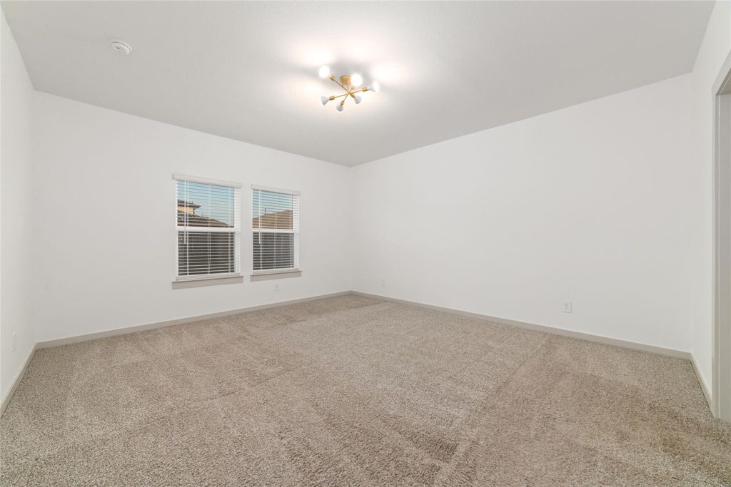 Image 11 of property listing at 19022 Drayton Village Trace, Richmond, TX 77407