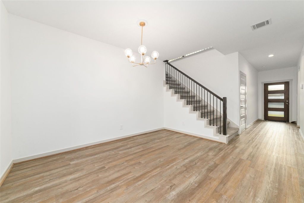 Image 25 of property listing at 19022 Drayton Village Trace, Richmond, TX 77407