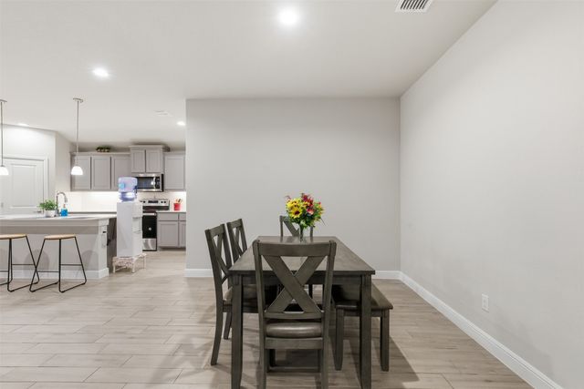 333 Alice Harney Road, Burleson, TX 76028