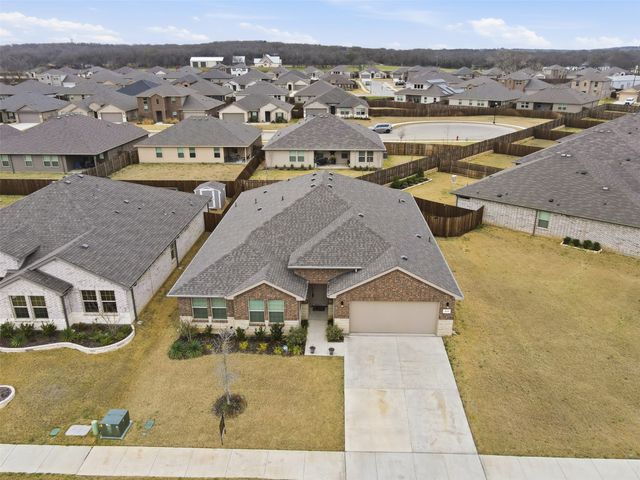 333 Alice Harney Road, Burleson, TX 76028