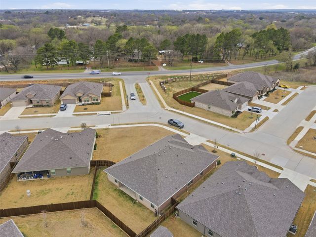 333 Alice Harney Road, Burleson, TX 76028