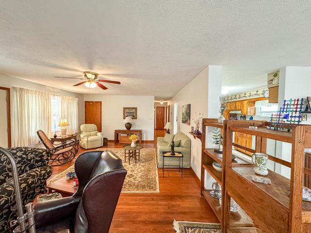 158 Fortenberry Road, Russell Springs, KY 42642