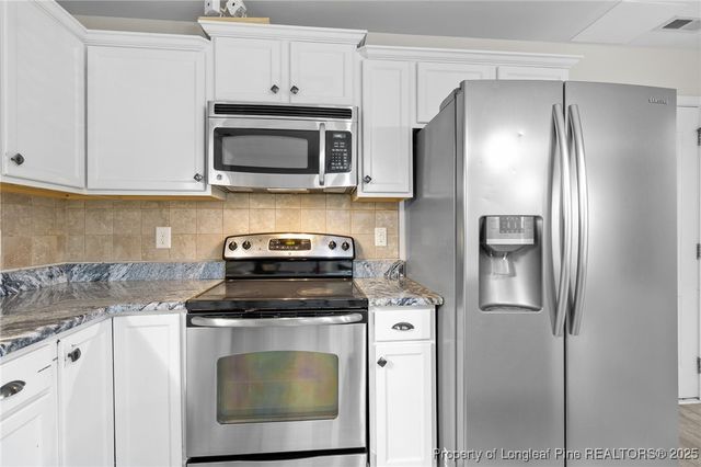 617 Collinwood Drive, Raeford, NC 28376