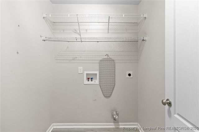 617 Collinwood Drive, Raeford, NC 28376