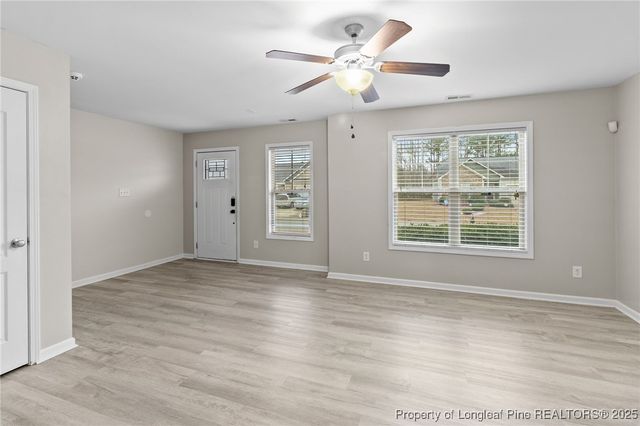 617 Collinwood Drive, Raeford, NC 28376