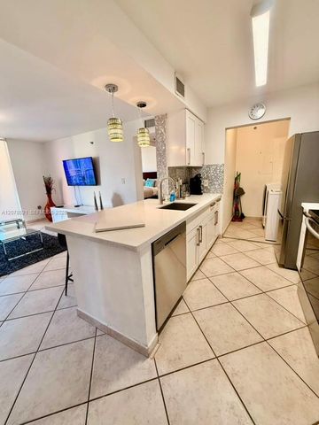 19701 E Country Club Drive 5605A, Aventura, FL 33180