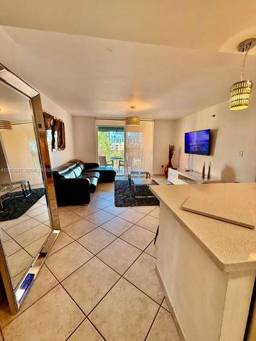 19701 E Country Club Drive 5605A, Aventura, FL 33180