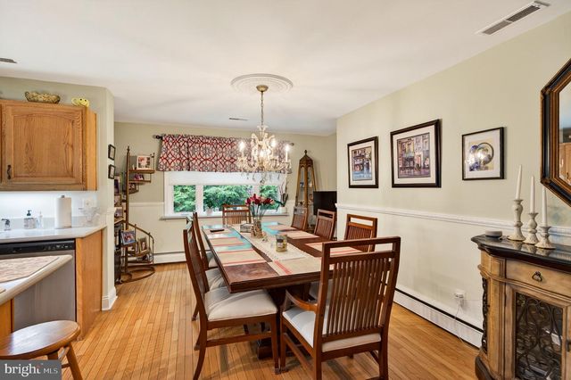 65 DELIA DR, Broomall, PA 19008