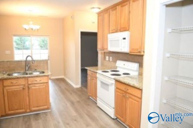 209 N Horseshoe Bend, Madison, AL 35758