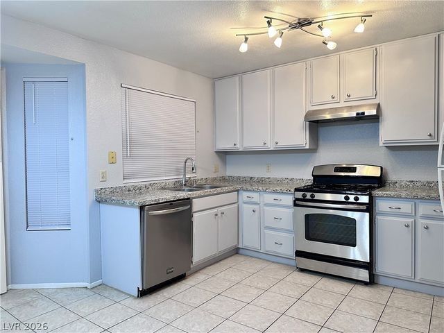 8413 Dunphy Court, Las Vegas, NV 89145