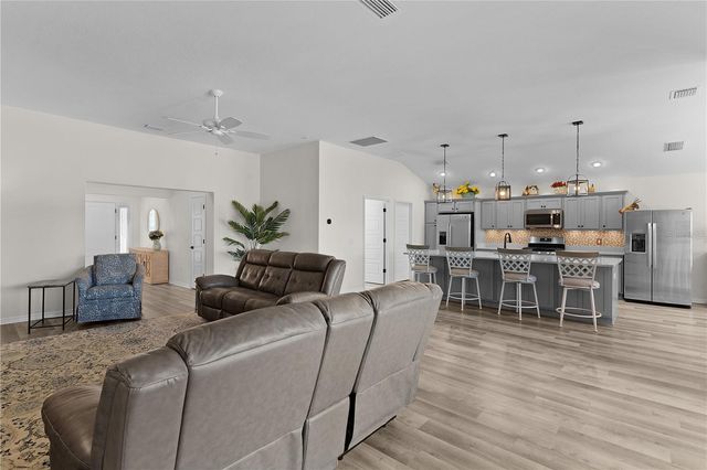 6444 MCKNIGHT LOOP, The Villages, FL 34762