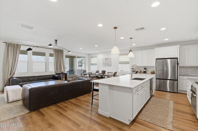 6954 W MAYA Way, Peoria, AZ 85383