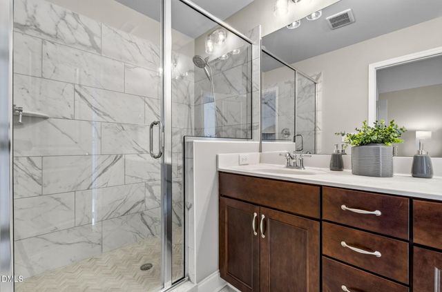 1709 Glazebrook Drive, Wake Forest, NC 27587
