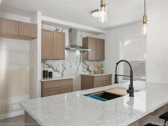 10930 Mogul Street, Detroit, MI 48224