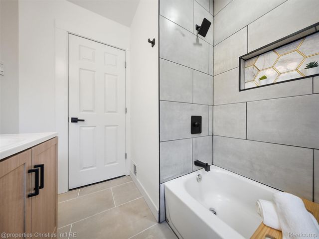 10930 Mogul Street, Detroit, MI 48224