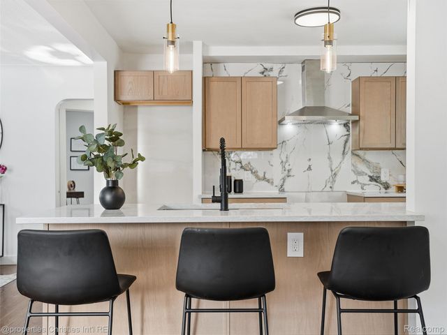 10930 Mogul Street, Detroit, MI 48224