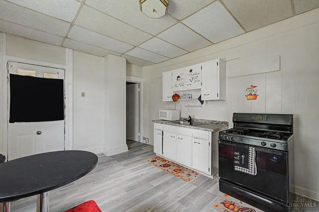 1246 Quebec Road, Cincinnati, OH 45205