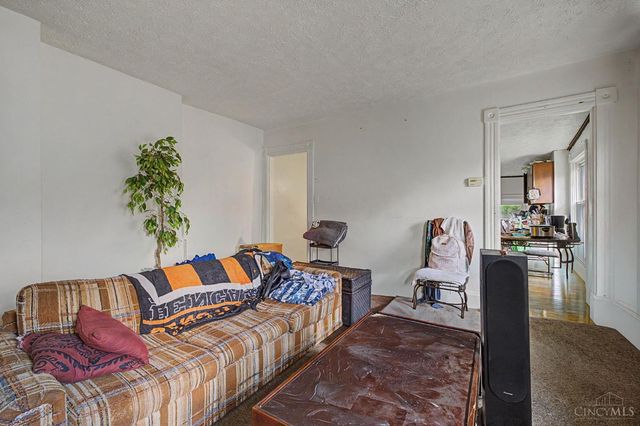 1246 Quebec Road, Cincinnati, OH 45205
