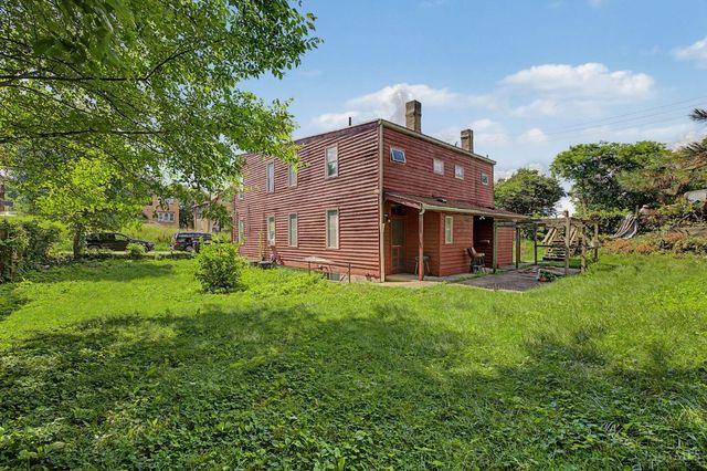 1246 Quebec Road, Cincinnati, OH 45205
