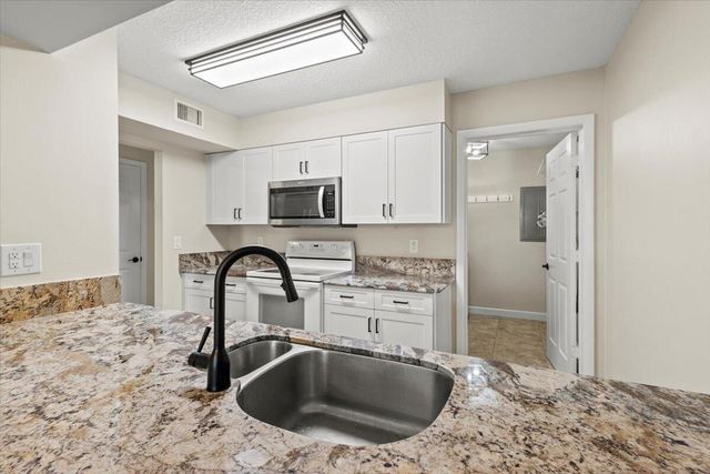 1626 SW Crossing Circle, Palm City, FL 34990