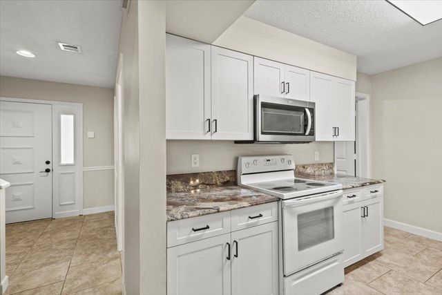 1626 SW Crossing Circle, Palm City, FL 34990