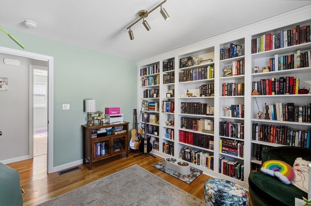 357 County St, Fall River, MA 02723