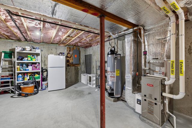 357 County St, Fall River, MA 02723
