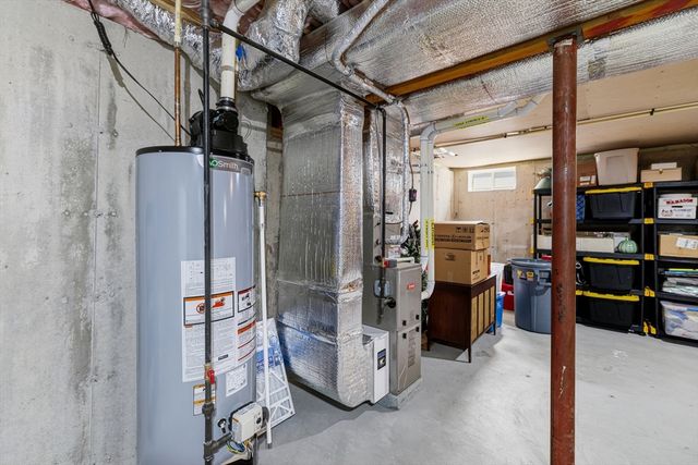 357 County St, Fall River, MA 02723