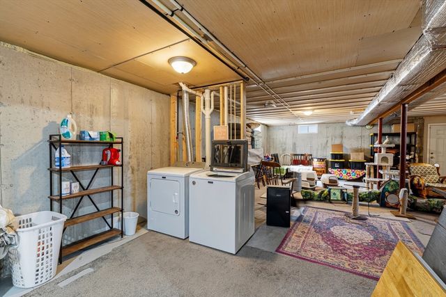 357 County St, Fall River, MA 02723