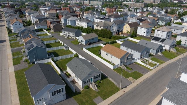 357 County St, Fall River, MA 02723