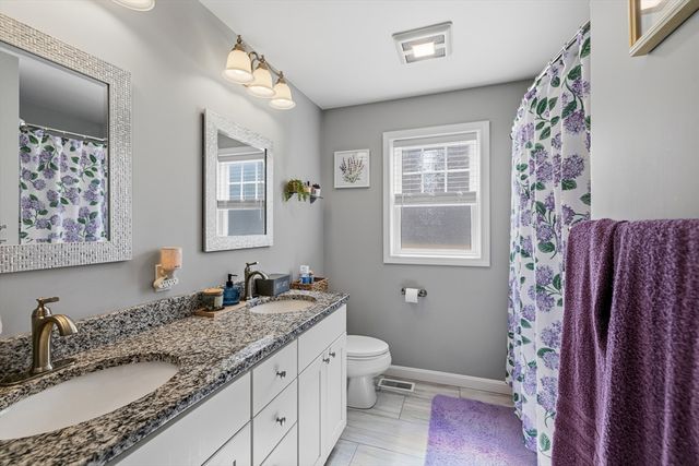 357 County St, Fall River, MA 02723