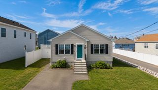 357 County St, Fall River, MA 02723