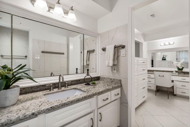 5710 Ariel Street, Houston, TX 77096