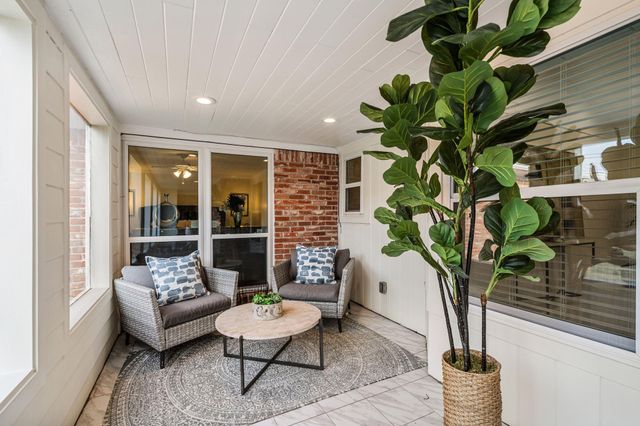 5710 Ariel Street, Houston, TX 77096