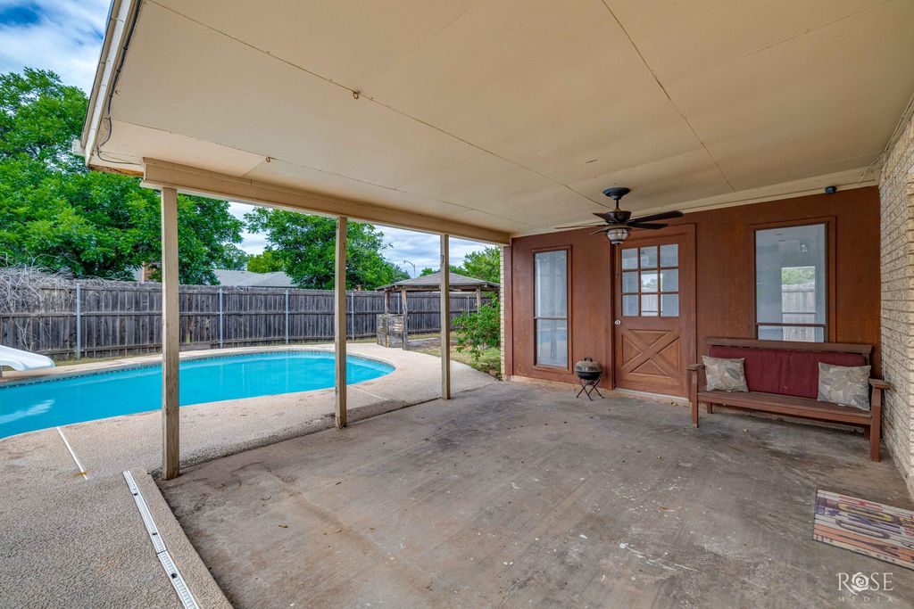 Image 25 of property listing at 3802 Driftwood Drive, San Angelo, TX 76904