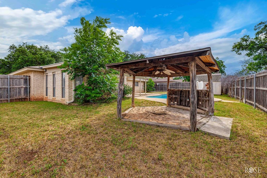 Image 32 of property listing at 3802 Driftwood Drive, San Angelo, TX 76904