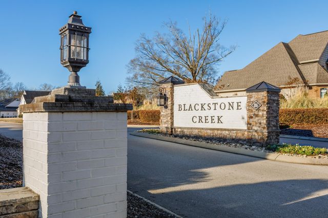 7944 Vervena Drive 24, Ooltewah, TN 37363