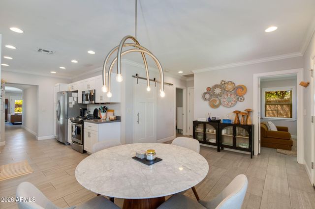 1413 W GLENROSA Avenue, Phoenix, AZ 85013